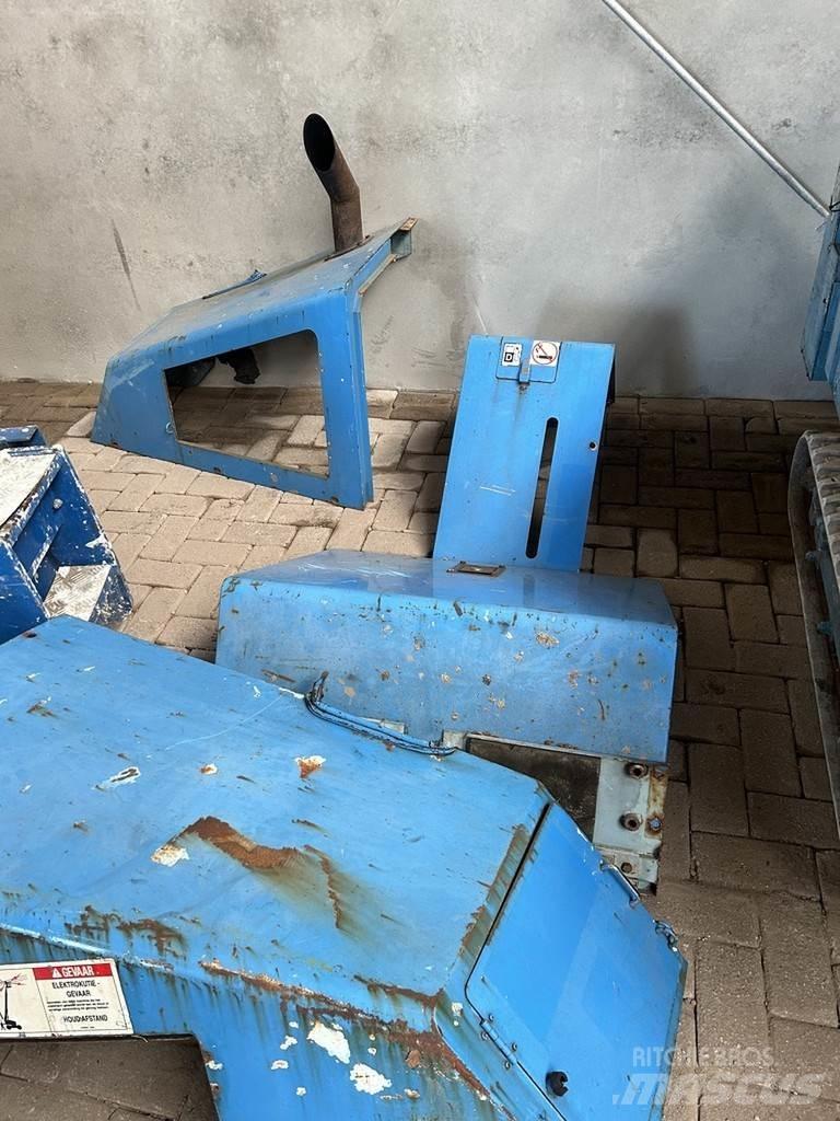 Aichi St12b Alte ascensoare si platforme