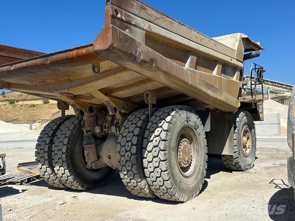 CAT 769D Camioane cu basculante rigide
