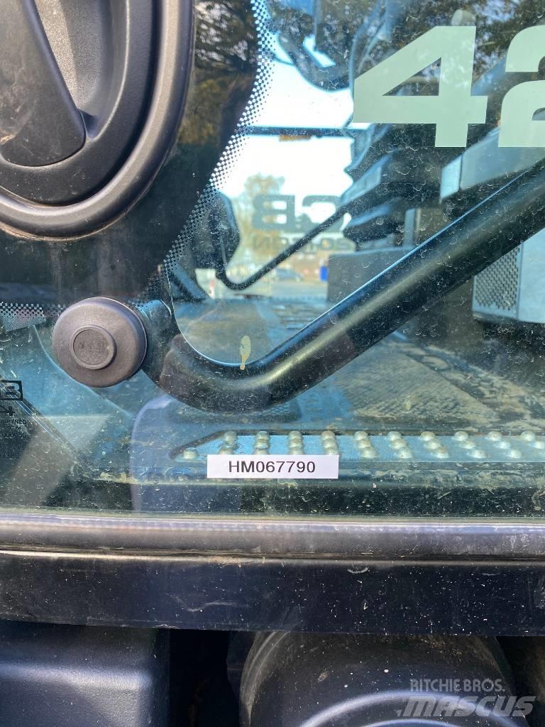 JCB Fastrac 4220 Tractoare