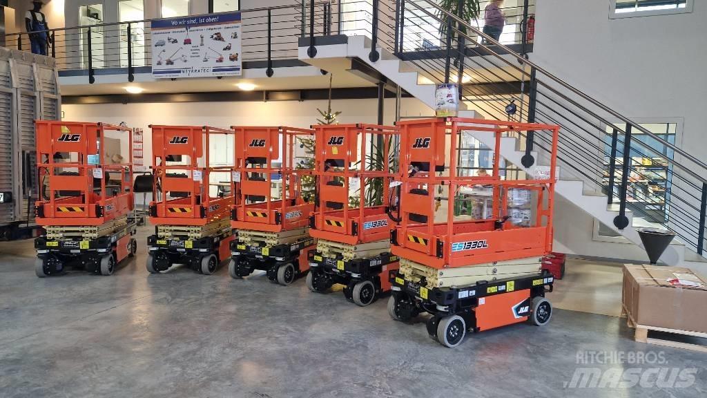 JLG ES 1330 L Platforme foarfeca