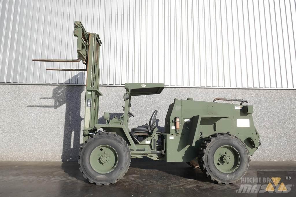 CASE M4K Ex-army Masini de teren dificil
