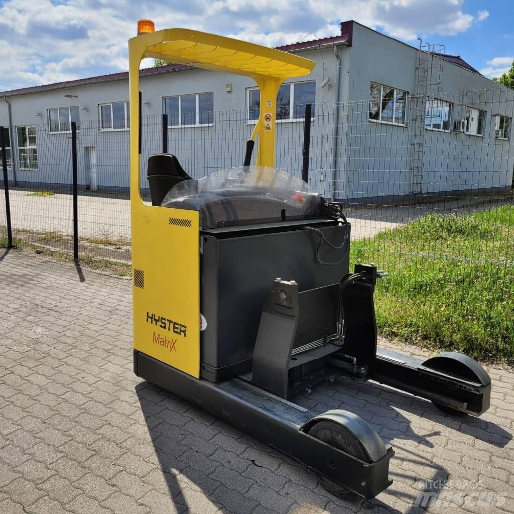 Hyster R 2.0 Stivuitor cu catarg retractabil