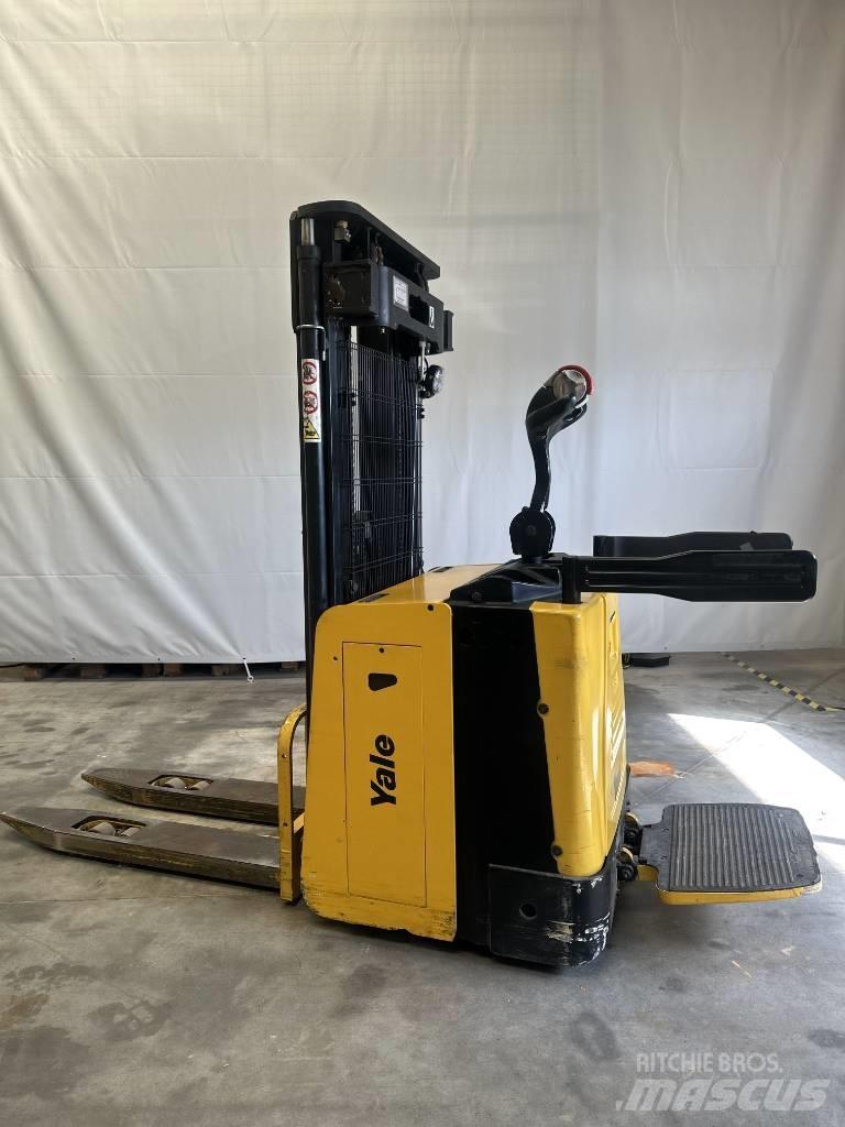 Yale ms15x Transpaleta electica cu furca