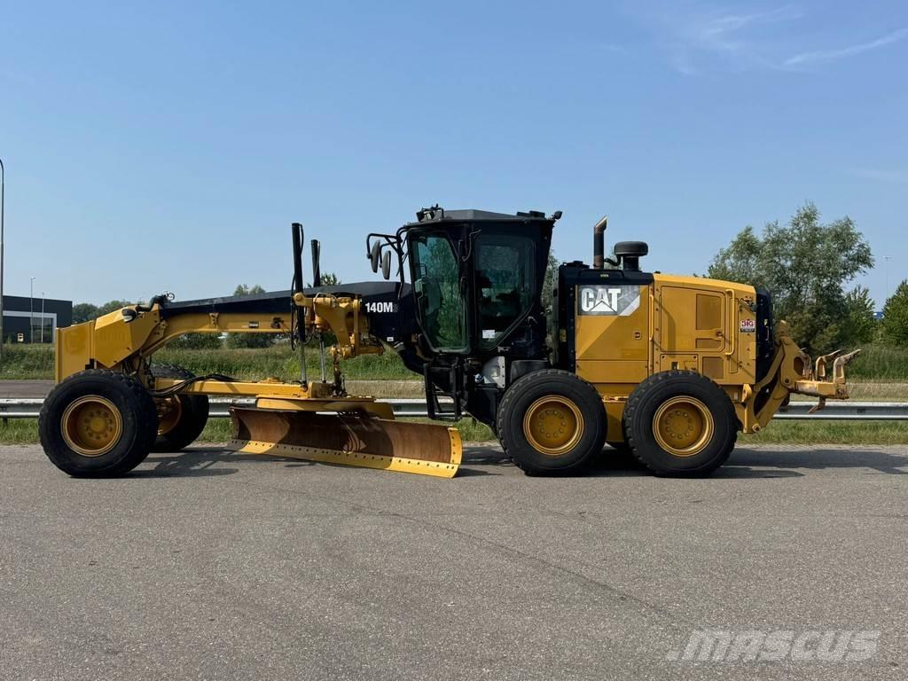 CAT 140M3 Gredere