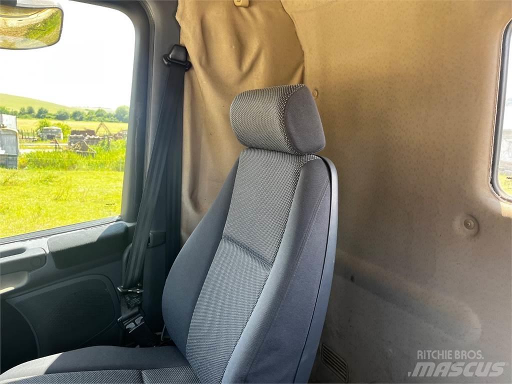 Scania R400 8X4 Camion cabina sasiu