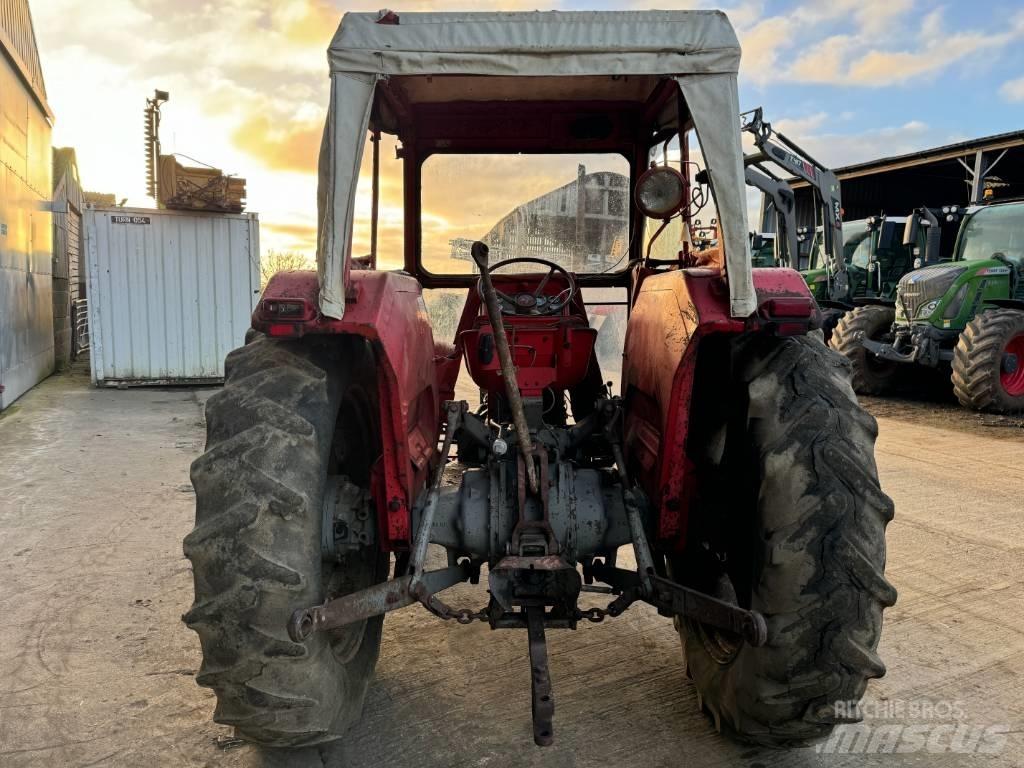 Massey Ferguson 165 Tractoare