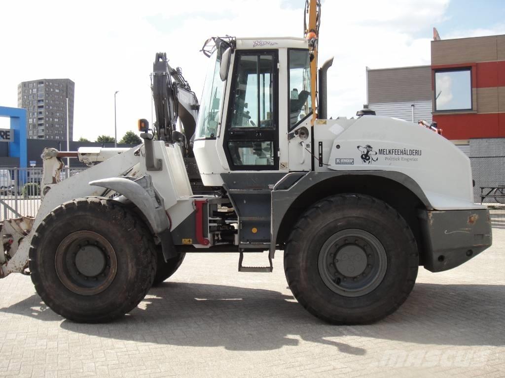 Liebherr L 538 Incarcator pe pneuri