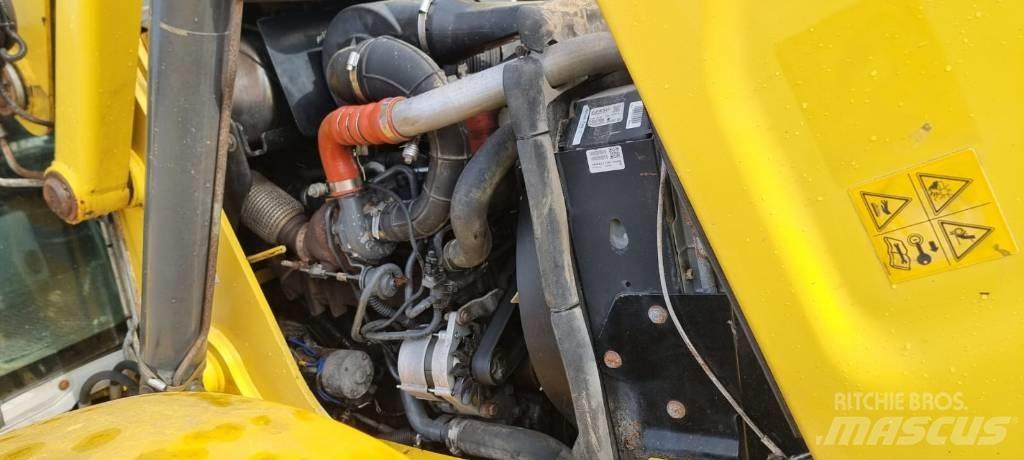 New Holland B 115 C Buldoexcavatoare