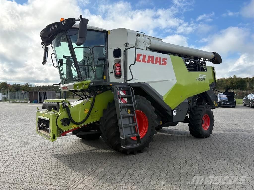 CLAAS TRION 520 Combine de secerat