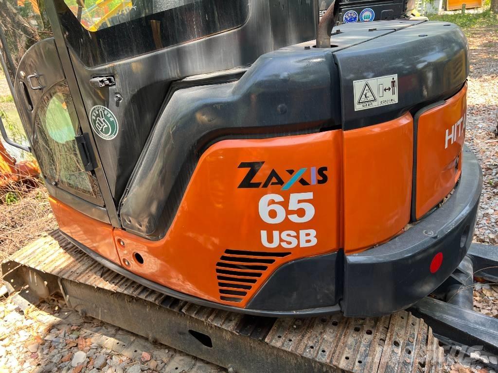 Hitachi ZX65UR Mini excavatoare < 7t