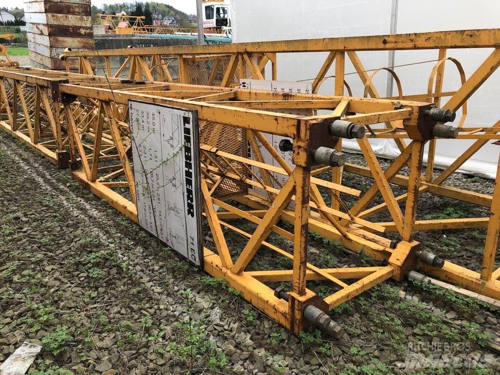 Liebherr 71 EC Macarale turn