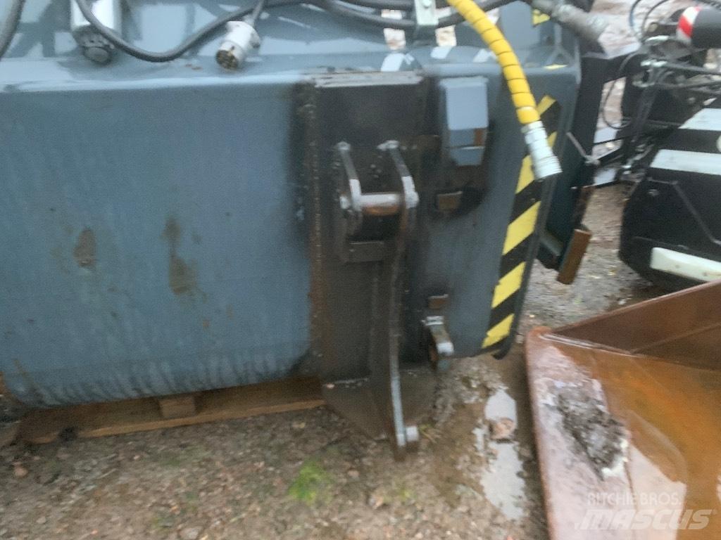 Stark 180 Alte masini pentru drum si zapada