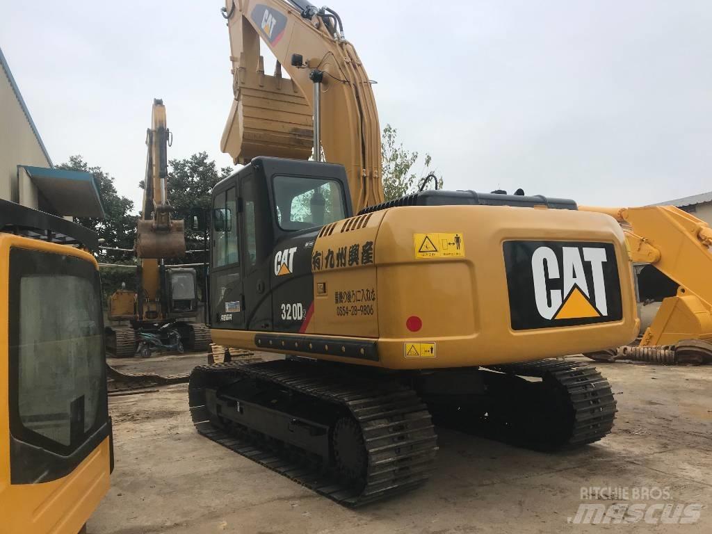 CAT 320 D L Excavatoare pe șenile
