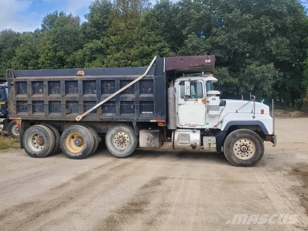 Mack RD 688 S Autobasculanta