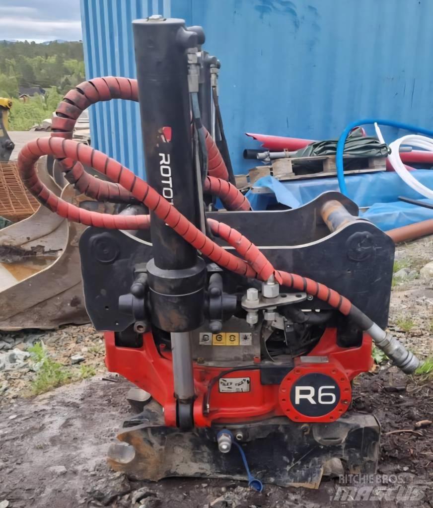 Komatsu PC 210 LC Excavatoare pe șenile

