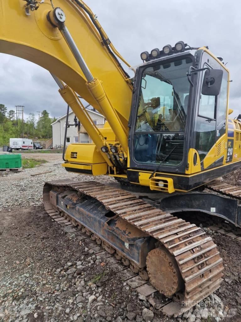 Komatsu PC 210 LC Excavatoare pe șenile
