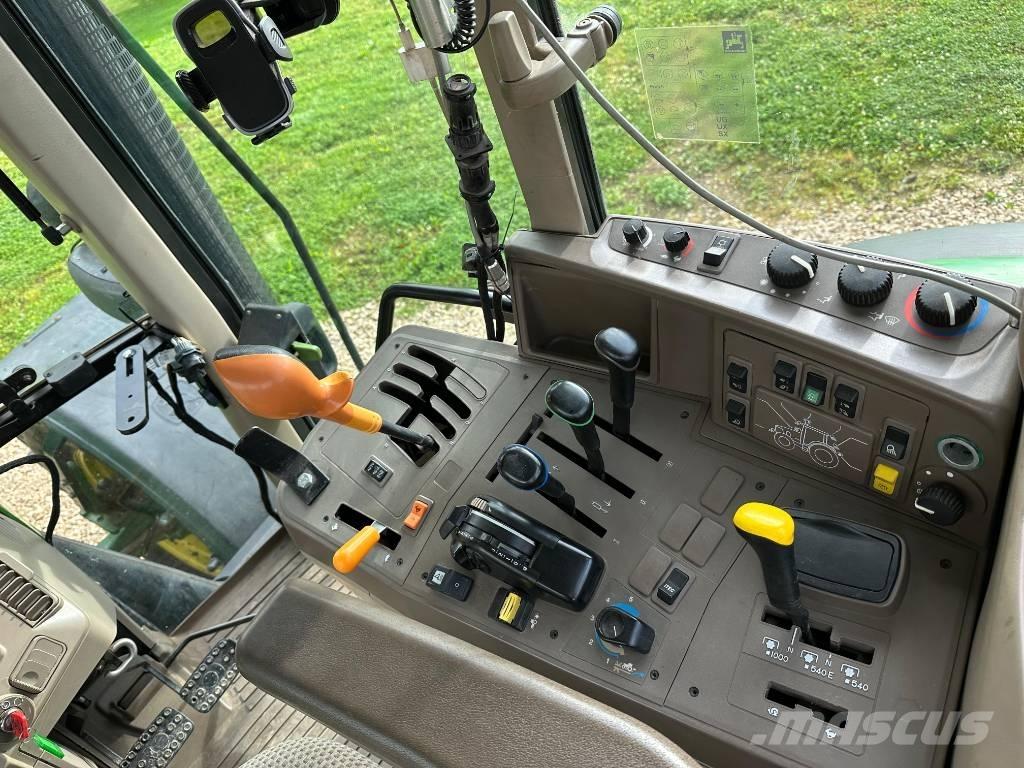 John Deere 6150 M Tractoare