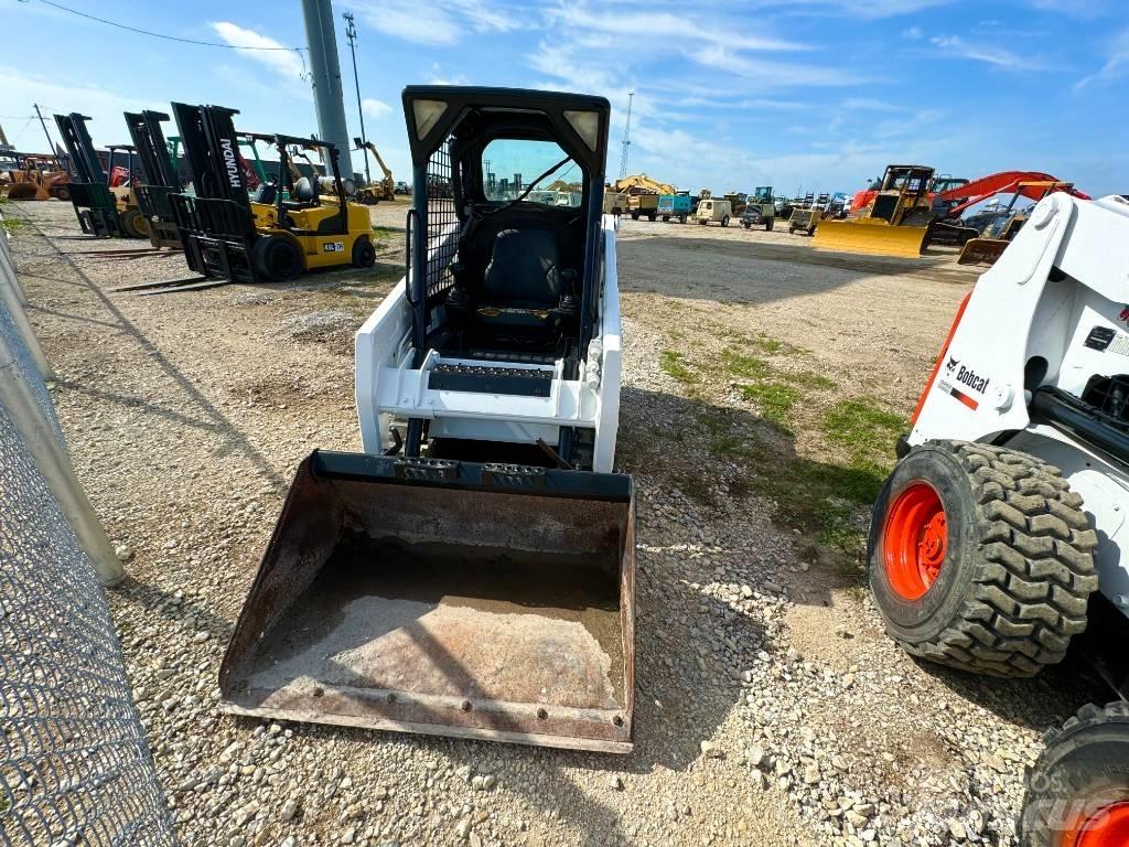 Bobcat T 110 Încarcatoare cu excavator