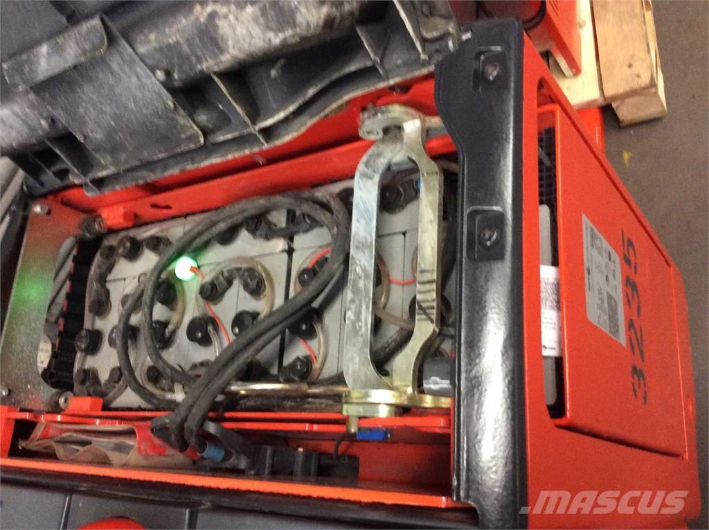 Linde T20AP Transpaleti autopropulsanti