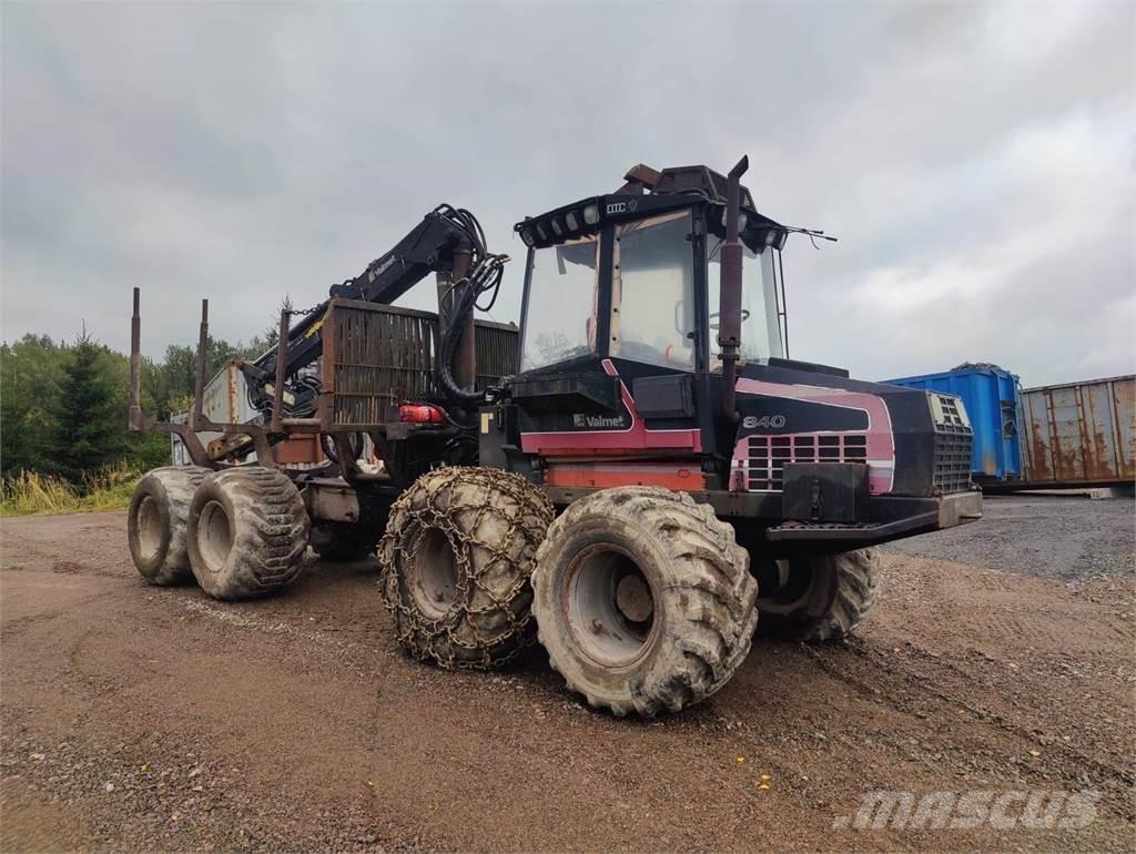 Valmet 840 Transportoare