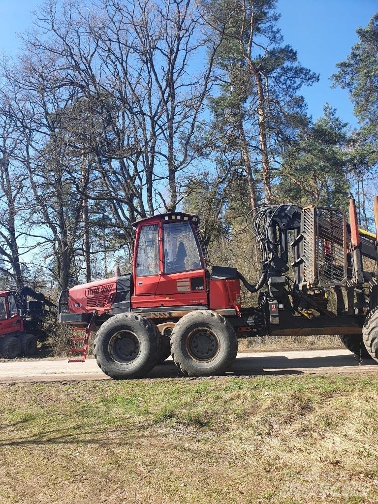Komatsu 895 Transportoare