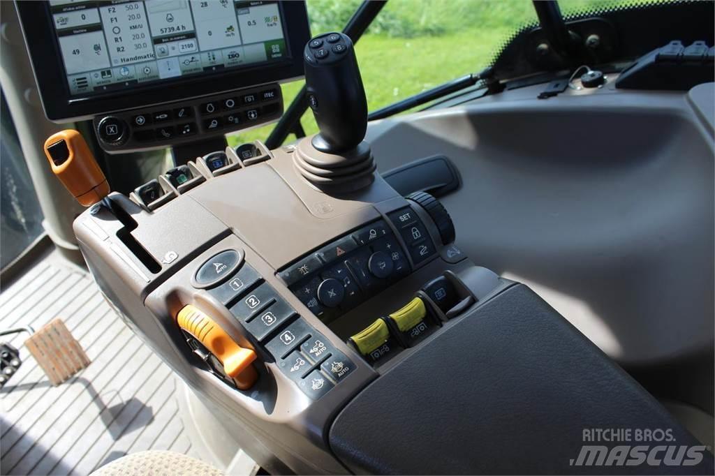 John Deere 6215R Tractoare