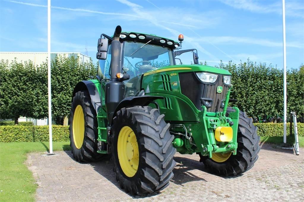 John Deere 6215R Tractoare