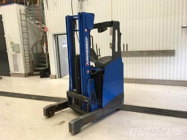 Jungheinrich ETV 112 Stivuitor cu catarg retractabil
