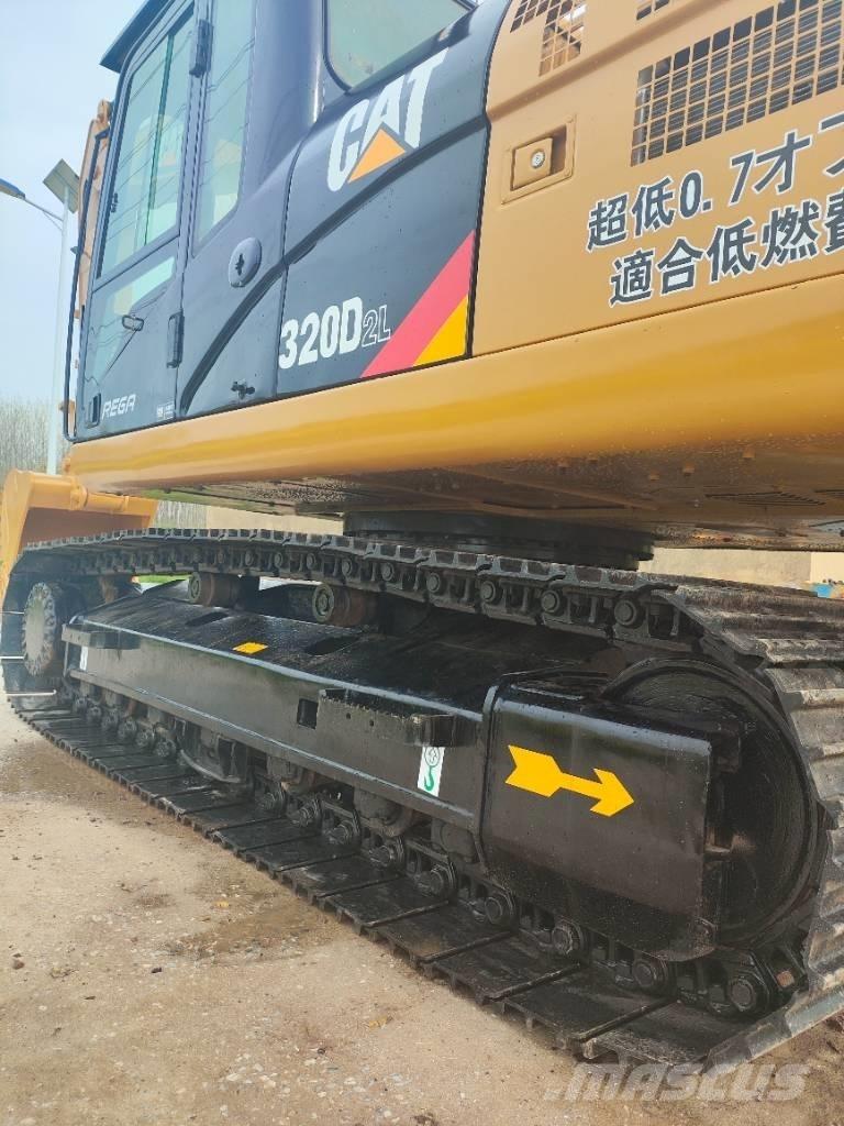 CAT 320 D Excavatoare pe șenile

