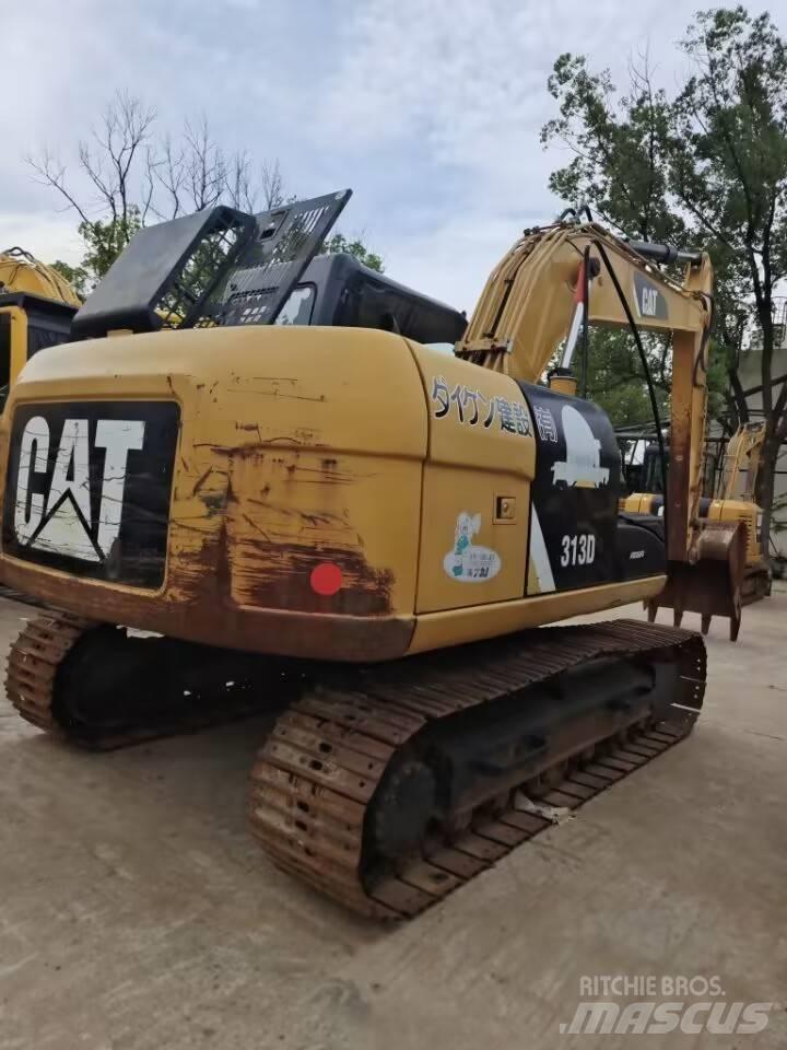 CAT 313D Excavatoare pe șenile
