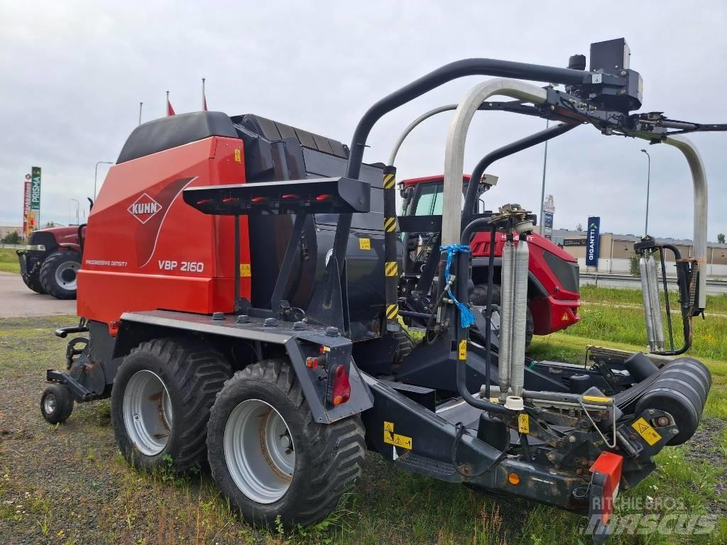 Kuhn VBP 2160 OC 23 Masina de balotat cilindric
