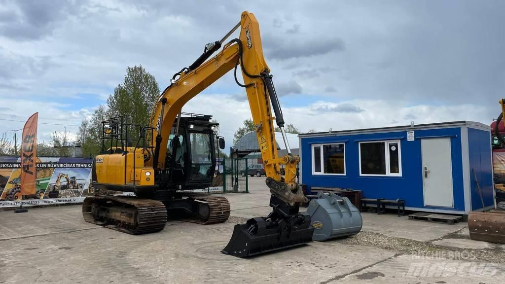 JCB JS 130 LC Excavatoare pe șenile
