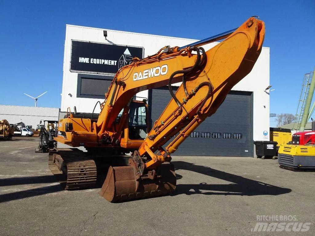 Daewoo SL250LC-V Excavatoare pe șenile
