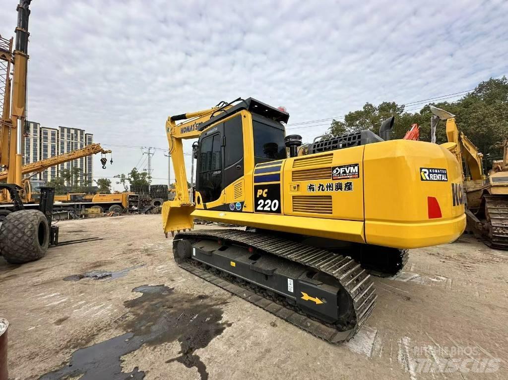 Komatsu pc220 Excavatoare pe șenile
