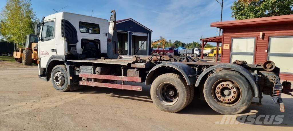 Volvo FM 12 Camion cu carlig de ridicare