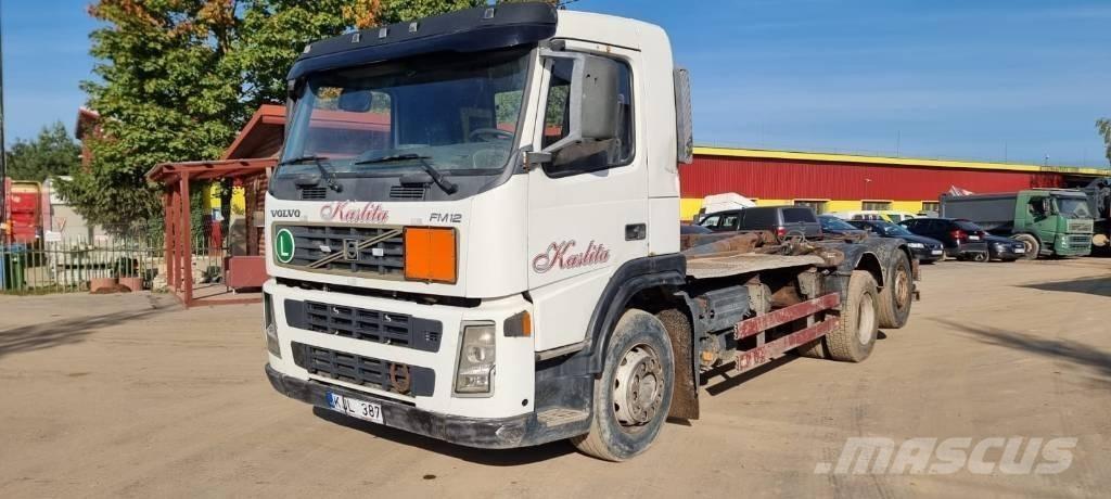Volvo FM 12 Camion cu carlig de ridicare