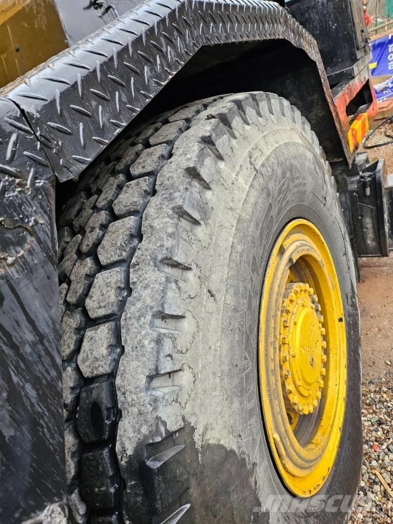 Tadano TR-350M-2 Macara teren accidentat