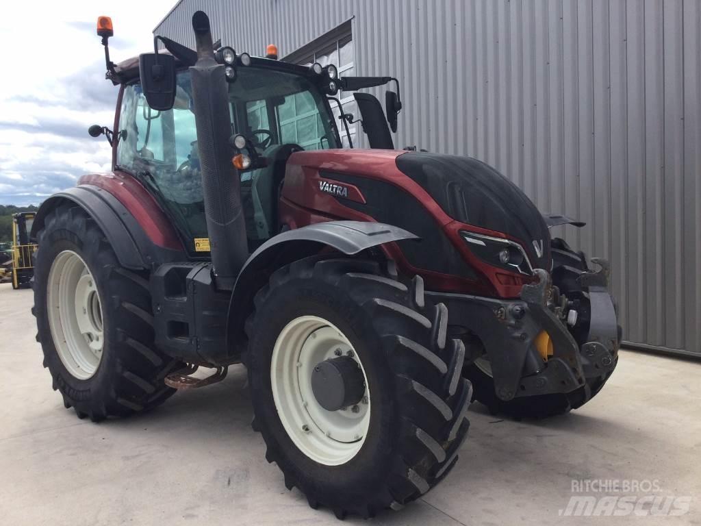 Valtra T194 Tractoare