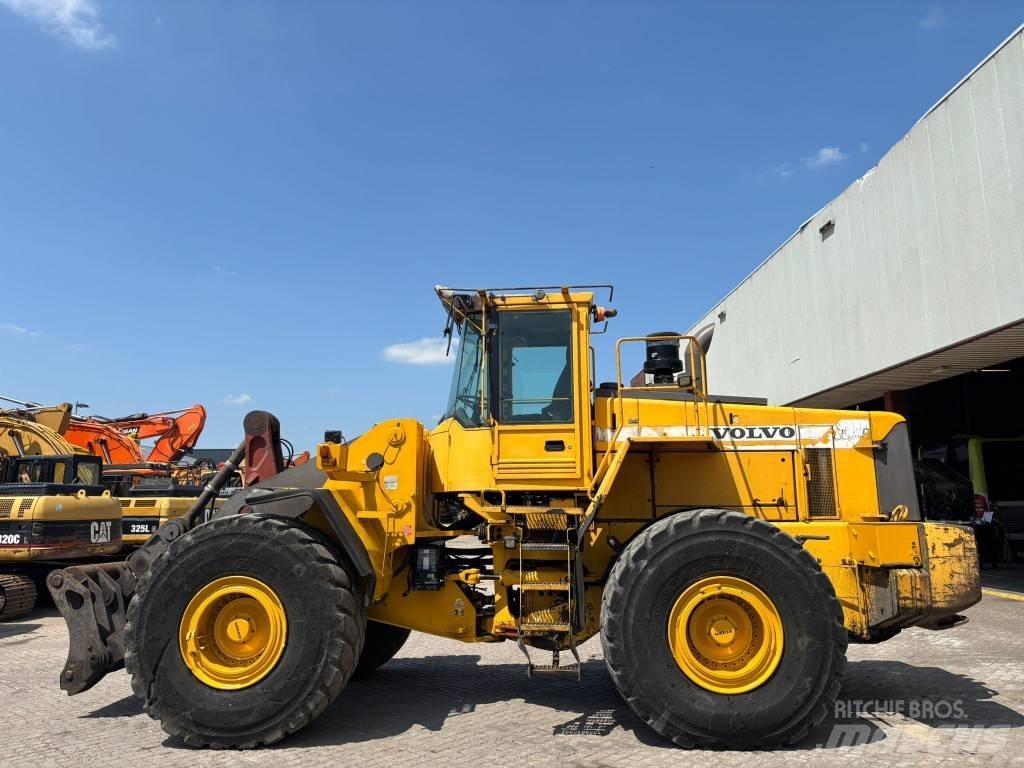 Volvo L 180 C Incarcator pe pneuri