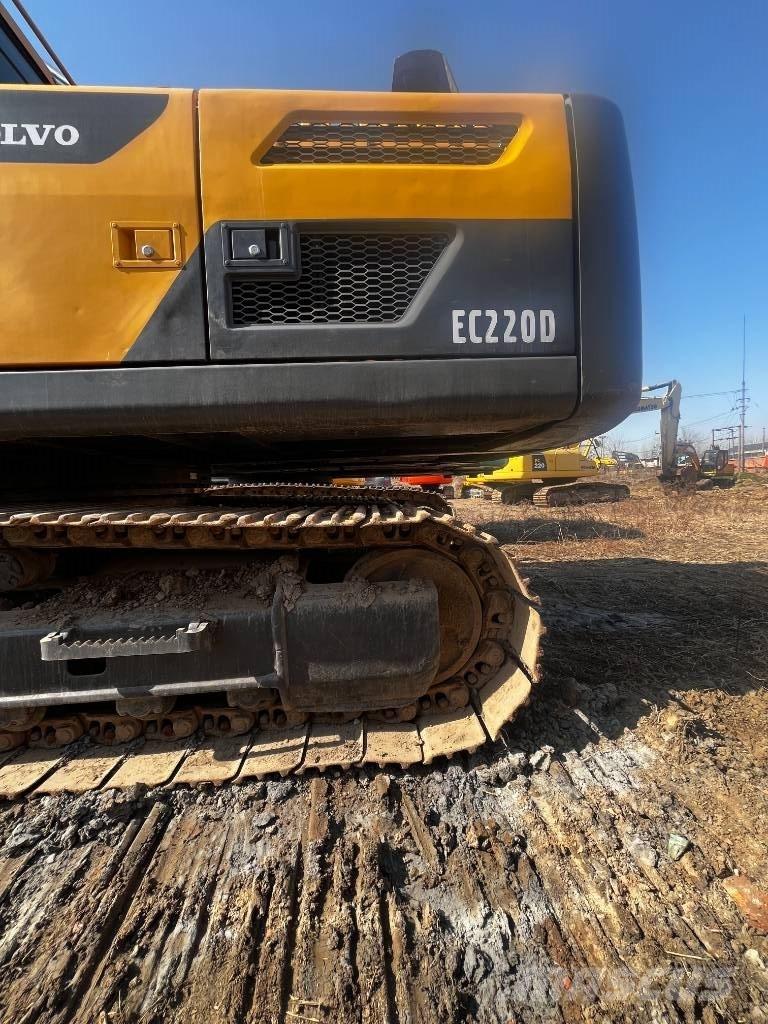 Volvo EC 220 Excavatoare pe șenile

