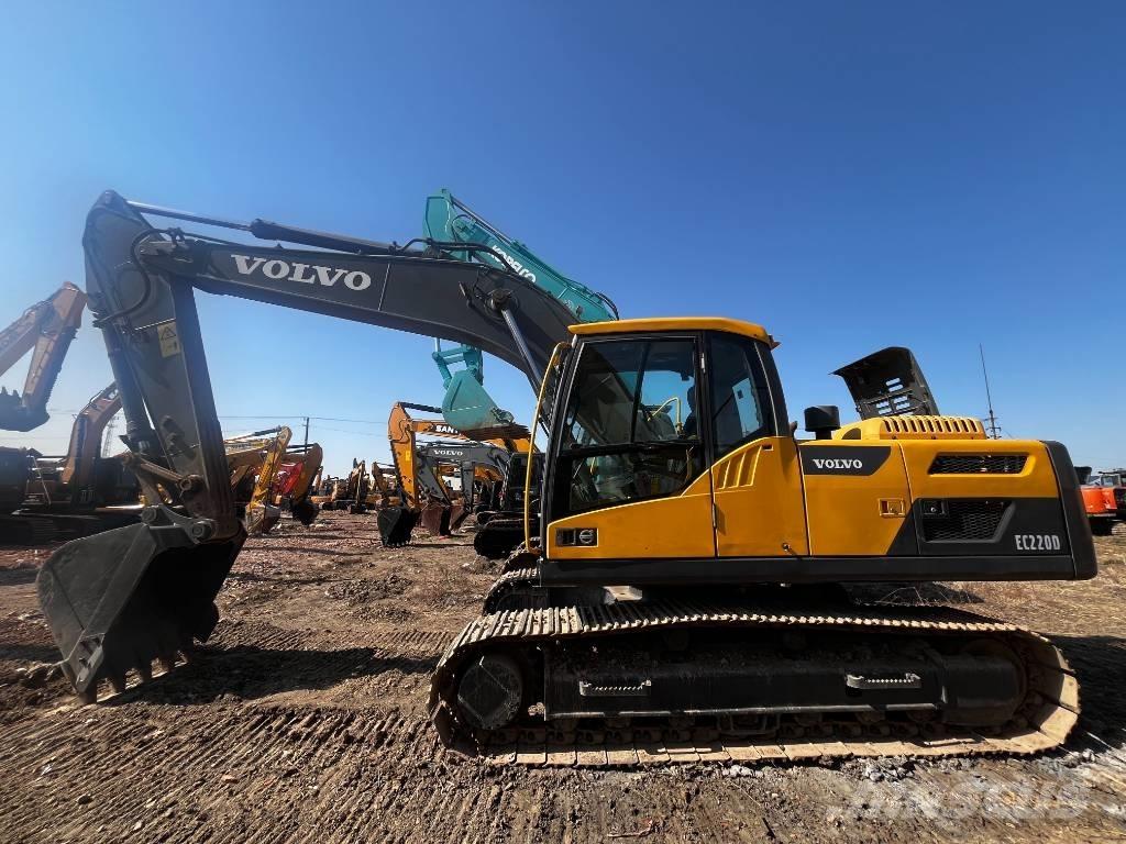 Volvo EC 220 Excavatoare pe șenile
