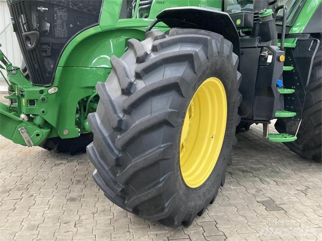 John Deere 7R 310 Tractoare