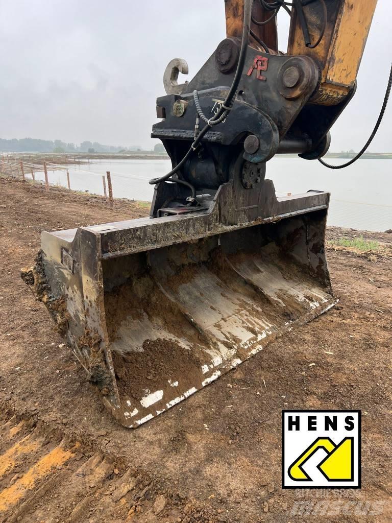 CAT rups Excavatoare pe șenile
