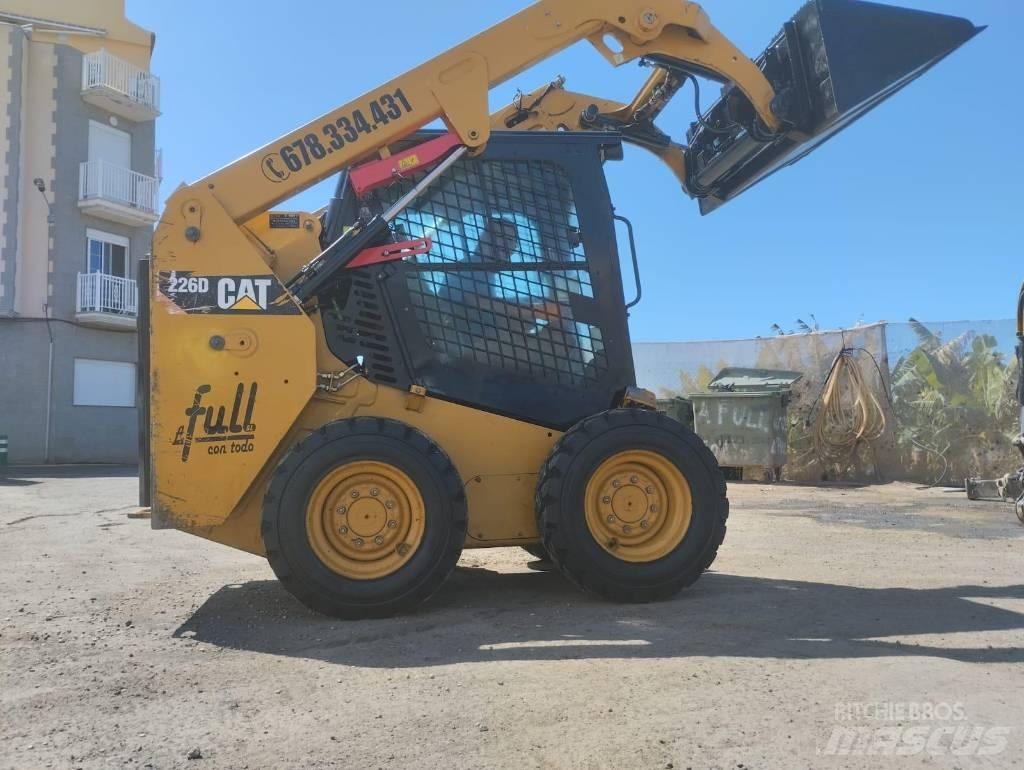 CAT 226 D Mini incarcator