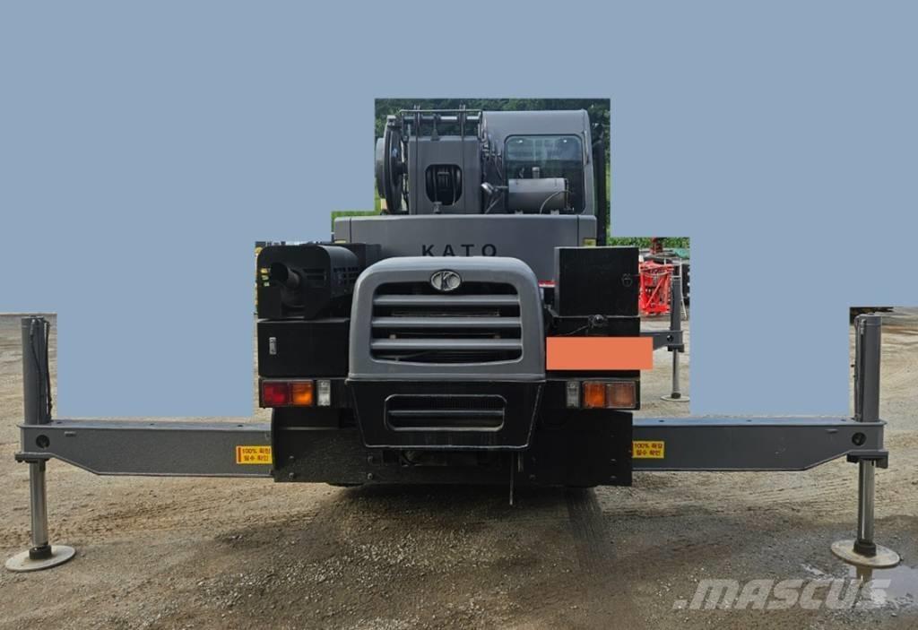 Kato KRM-13H-2 Macara pentru orice teren