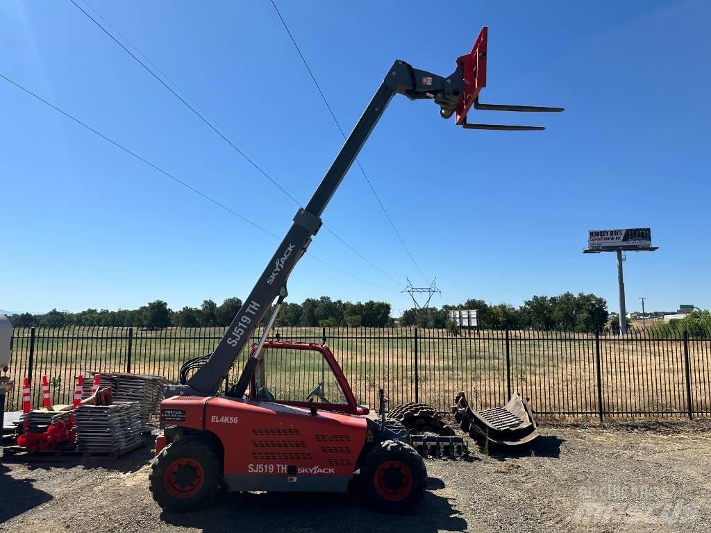 SkyJack SH519 Stivuitoare telescopice