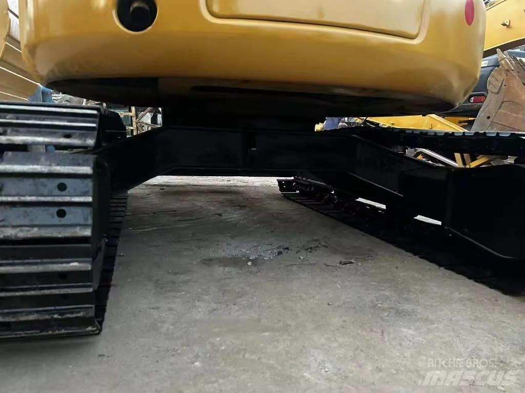 CAT 304 CR Mini excavatoare < 7t