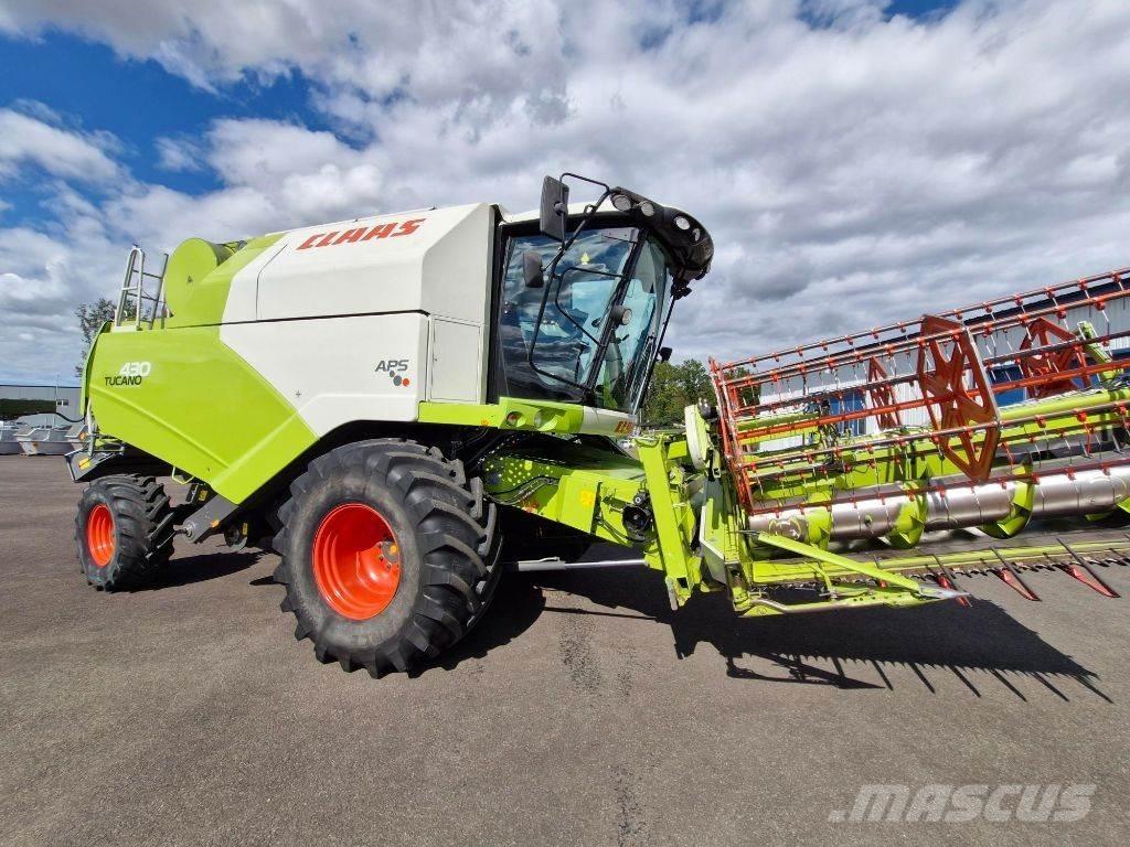 CLAAS Tucano 430 Combine de secerat