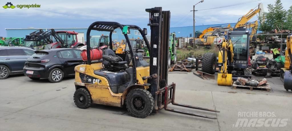CAT GP 25 N Stivuitor GPL
