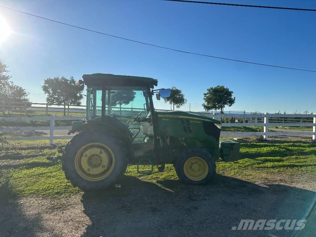 John Deere 5090 GN Tractoare